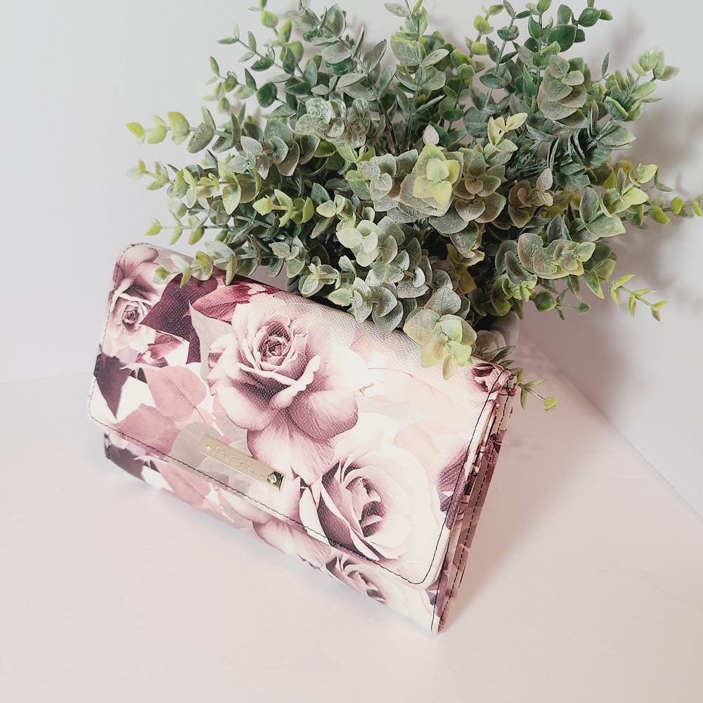 Betsey Johnson Floral Women's Crossbody/Clutch